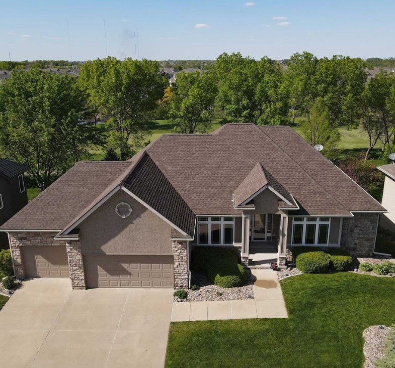 Waukee, IA, trusted roofing company