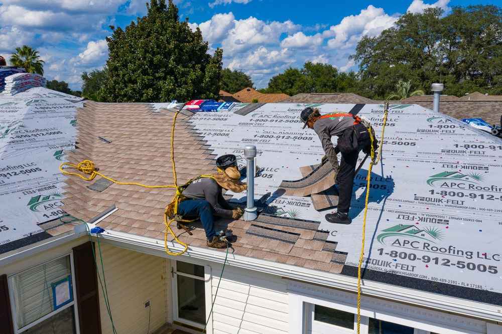 trusted local roofing contractor in Des Moines