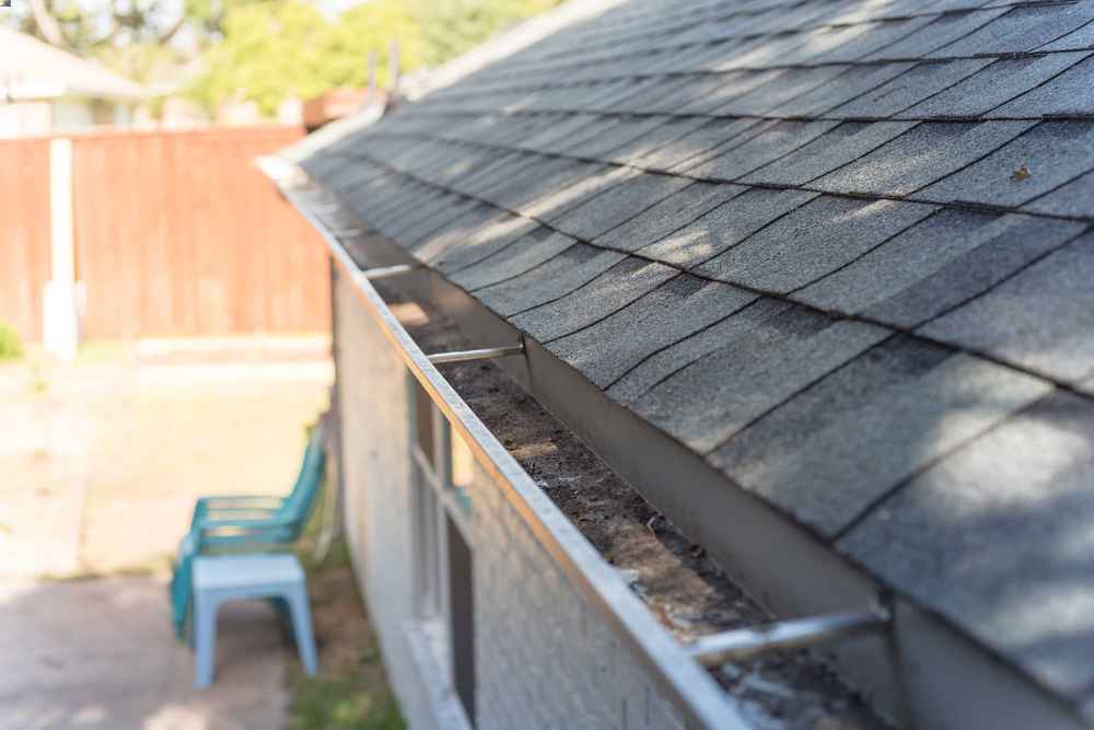 gutter maintenance in Des Moines