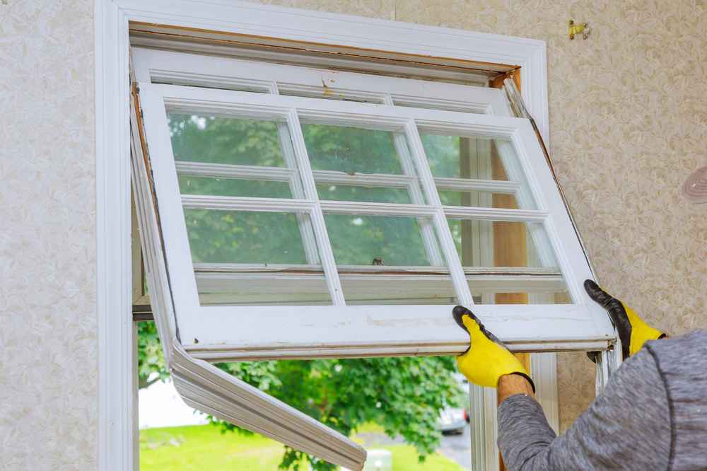 window replacement signs in Des Moines